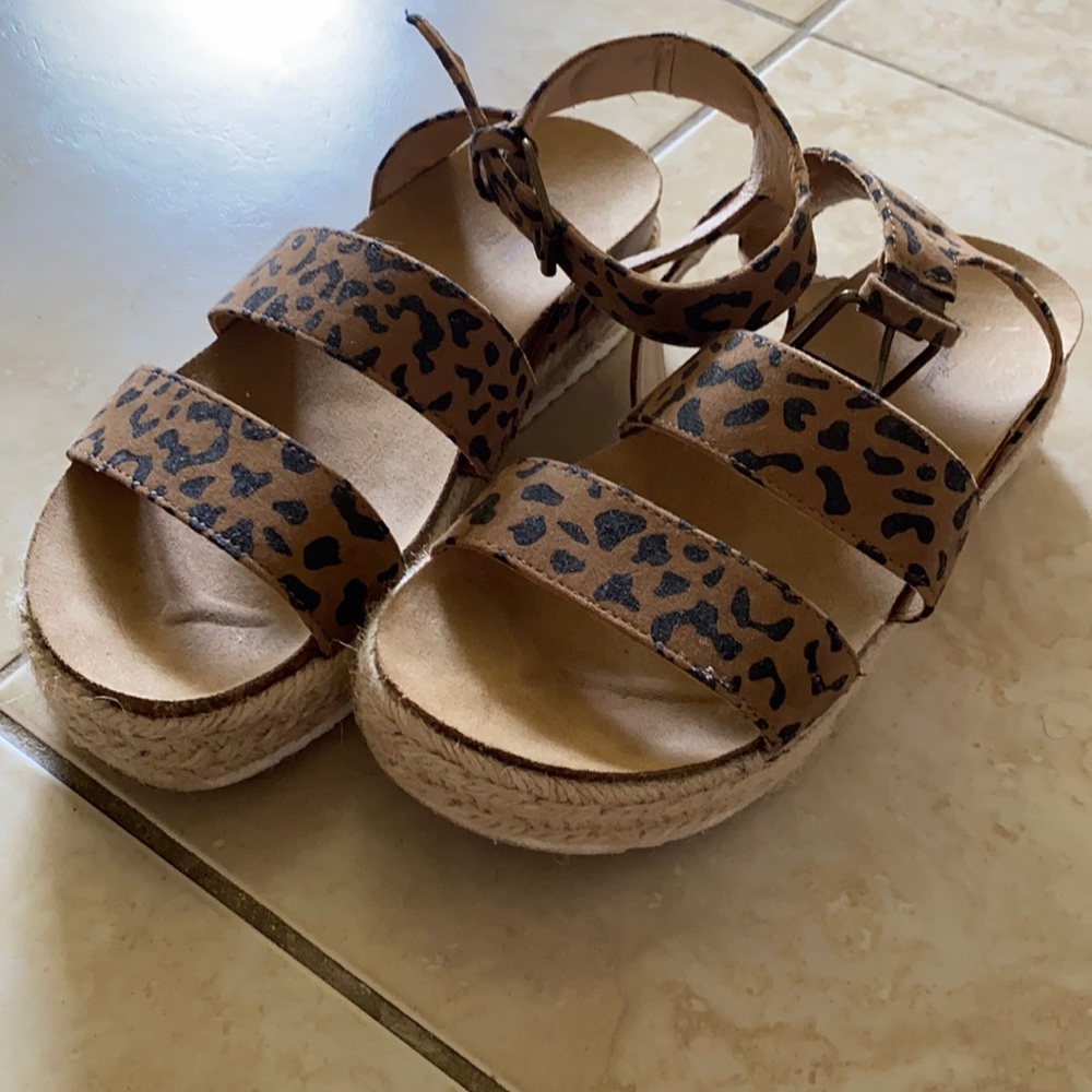 Target shoes ! 8 1/2